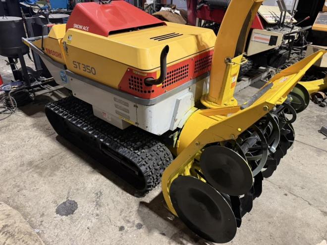 除雪機コバシ ST350 35馬力 大型ディーゼル除雪機 雪飛び抜群