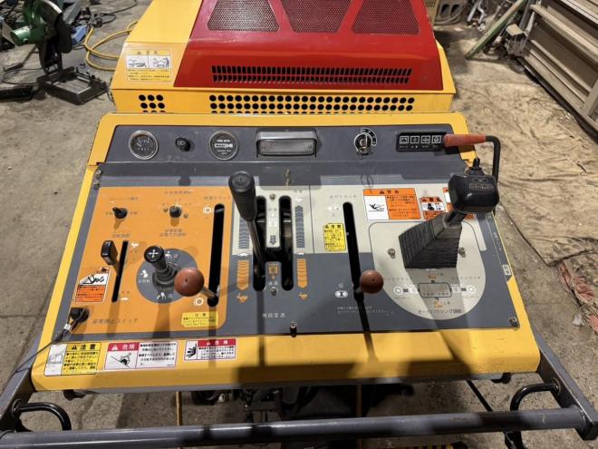 除雪機コバシ ST350 35馬力 大型ディーゼル除雪機 雪飛び抜群