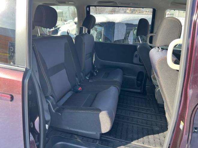 セレナハイウェイスター 4WD 2000 5Dr