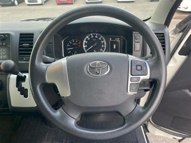 ハイエースバン2.8 中温冷凍バン ロング ディーゼルターボ 4WD　 2800