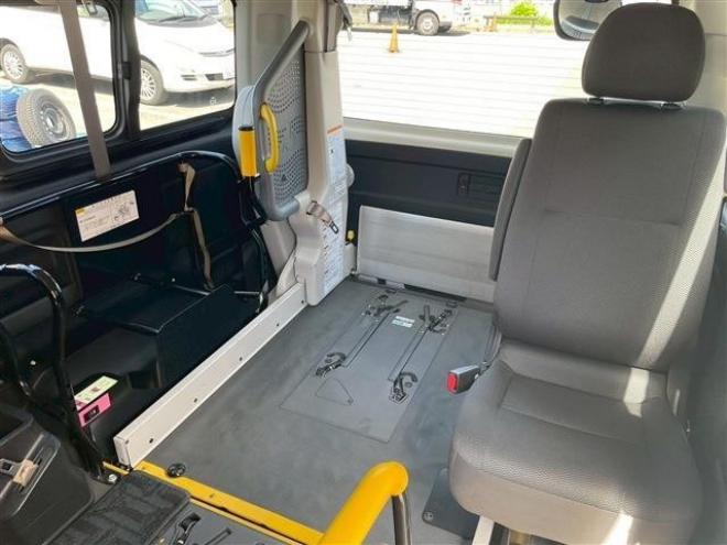 ハイエースバン2.8 ウェルキャブ Bタイプ ロング ディーゼルターボ 4WD　 福祉車両 2800