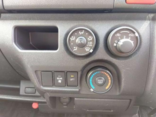 ハイエースバン3.0 ウェルキャブ Cタイプ ロング ディーゼルターボ 4WD　(レジアスエース) 福祉車両 3000