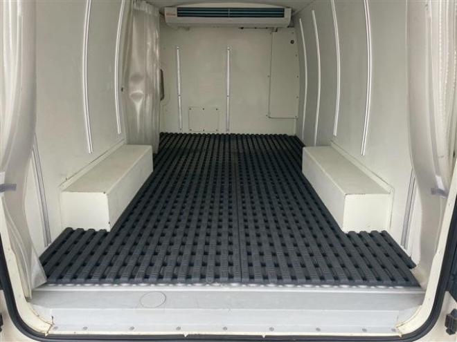 ハイエースバン3.0 中温冷凍バン ロング ディーゼルターボ 4WD　 3000