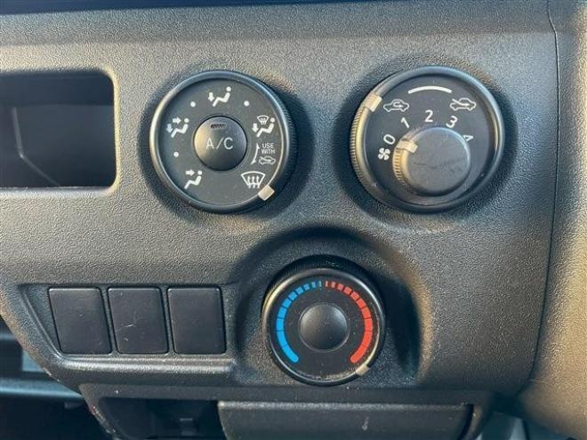 ハイエースバン3.0 低温冷凍バン ロング ディーゼルターボ 4WD　 3000