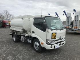 デュトロ　タンクローリー　2DG-XZU685 新明和工業　 4WD 4000