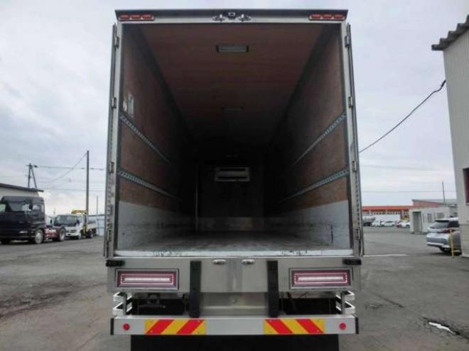 プロフィア冷凍バン　2PG-FS1AHG 菱重　 2WD 8860