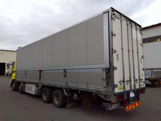 ギガ冷凍ウイング　QKG-CYJ77B 日本フルハーフ　 2WD 9830