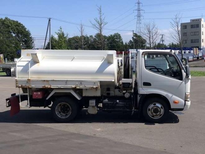 デュトロタンクローリー　SKG-XZU675M 極東開発工業　 4WD 4000