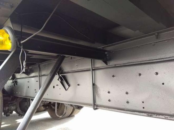 ギガ平ボディ(原木運搬車)　PDG-CYZ52V8　 2WD 15680