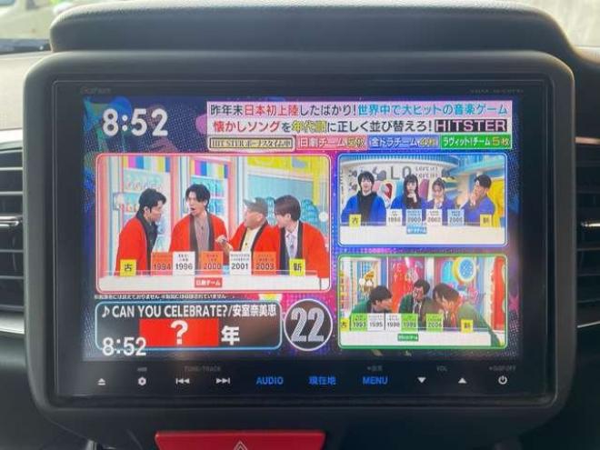 N-BOXスラッシュ X ターボパッケージ 4WD　1年走行距離無制限保証付/Bluetooth/純正8インチナビ・フルセグTV/バックカメラ/ETC/冬タイヤ装着/純正アルミホイール夏タイヤ付き/LEDフォグ/HIDヘッドライト/ステアリングヒーター/シートヒータ/法定整備/修復歴無 660