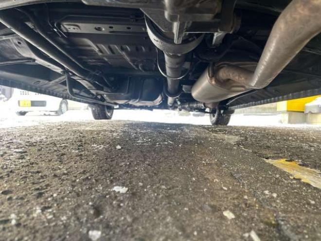 N-BOXスラッシュ X ターボパッケージ 4WD　1年走行距離無制限保証付/Bluetooth/純正8インチナビ・フルセグTV/バックカメラ/ETC/冬タイヤ装着/純正アルミホイール夏タイヤ付き/LEDフォグ/HIDヘッドライト/ステアリングヒーター/シートヒータ/法定整備/修復歴無 660