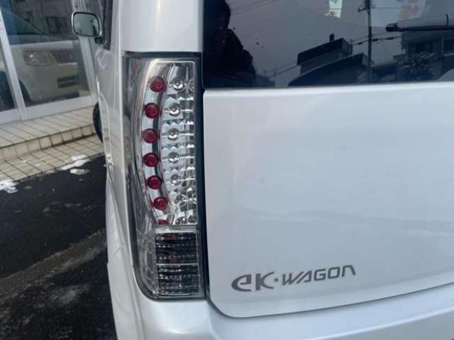 eKワゴンMX 4WD　1年走行距離無制限保証付/4速AT/ナビ/冬タイヤ装着/アルミホイール付き夏タイヤ付き/エンジンスターター/キーレス/シートヒーター/シートカバー/車検整備2年付き/法定整備/修復歴無し 660