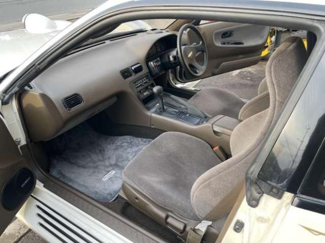 ラセードベースグレード　検)9年5月・市内コ・ミ・コ・ミ 2WD 1800