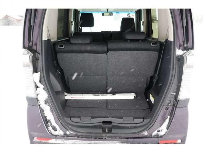 N-BOXカスタムG SSパッケージ 4WD　後期　検二年　バックカメラ　パワースライドドア　自社　ローンカノウ 660