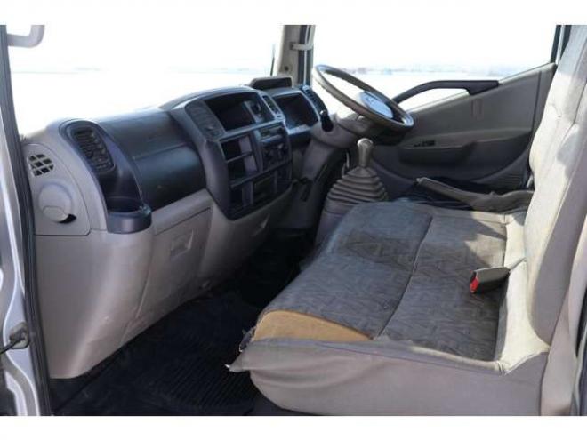 アトラス3.0 ダブルキャブ フルスーパーロー ディーゼルターボ 4WD　検1年　キーレス　MT 3000