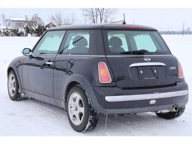 ミニクーパー　検2年　MT5速　社外マフラー　スタッドレスタイヤ　自社　ローンカノウ 正規輸入車 2WD 1600
