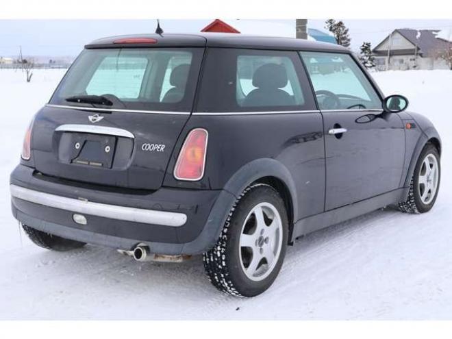 ミニクーパー　検2年　MT5速　社外マフラー　スタッドレスタイヤ　自社　ローンカノウ 正規輸入車 2WD 1600