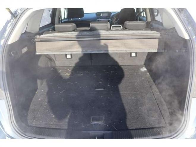 レヴォーグ1.6 GT 4WD　検R8/4　社外マフラー　社外ナビ　フルセグ　バックカメラ 1600