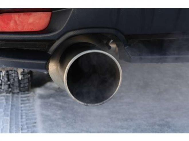 レヴォーグ1.6 GT 4WD　検R8/4　社外マフラー　社外ナビ　フルセグ　バックカメラ 1600