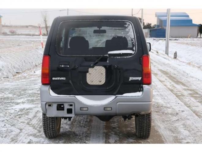 ジムニーランドベンチャー 4WD　検2年　スタッドレスタイヤ　自社　ローンカノウ 660