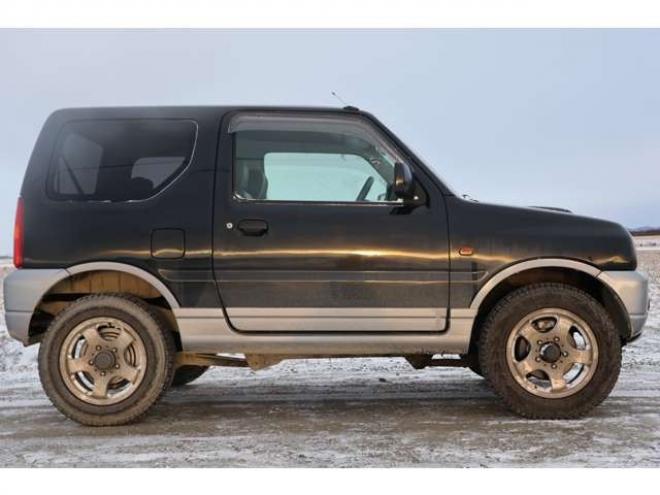 ジムニーランドベンチャー 4WD　検2年　スタッドレスタイヤ　自社　ローンカノウ 660