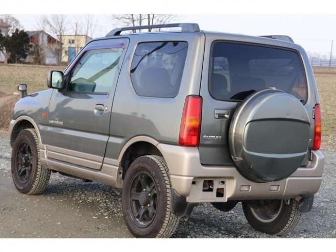 ジムニーランドベンチャー 4WD　リビルトタービン　シートヒーター　ハーフレザー 660