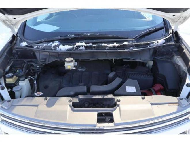 エルグランド2.5 250ハイウェイスター 4WD　検2年　ETC　アラウンドビューモニター　ブルートゥース　自社　ローンカノウ 2500