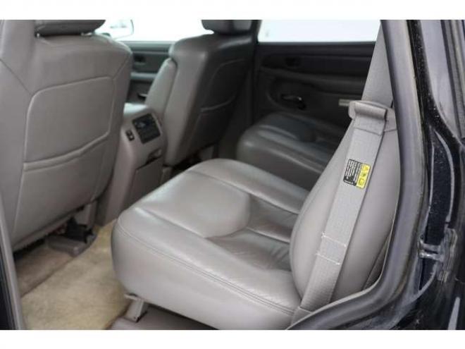 ユーコンデナリ 6.2 V8 4WD　検1年　貨物登録　革シート　サンルーフ　自社　ローンカノウ 6000