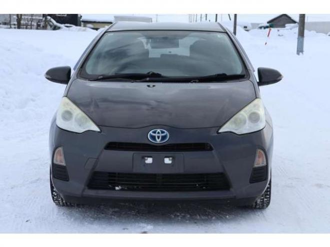 アクア1.5 S　検2年　スタッドレスタイヤ　自社　ローンカノウ 2WD 1500