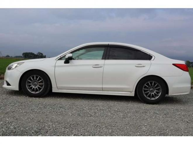 レガシィB4 2.5 リミテッド 4WD　検2年　パドルシフト　Bluetooth　自社　ローンカノウ 2500