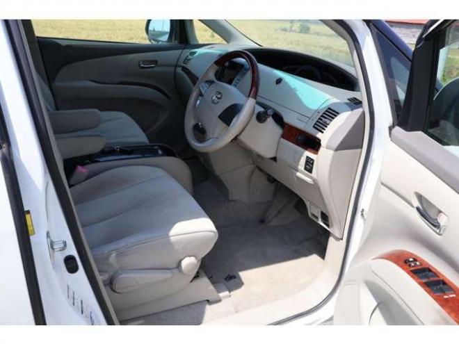 エスティマ2.4 アエラス Gエディション 4WD　検2年　自社　ローンカノウ　両側電スラ 2400