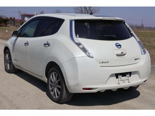 リーフG　検2年　自社　ローンカノウ 2WD 不明