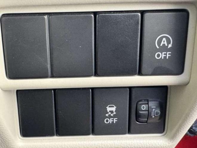 ワゴンRハイブリッド FX 4WD　ナビ　TV　Egスターター　Bluetooth　12か月点検済　下廻り防錆塗装済 660