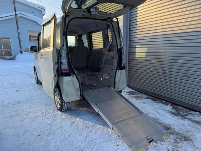 N-BOX+G 車いす仕様車 4WD　車いす固定装置 福祉車両 660