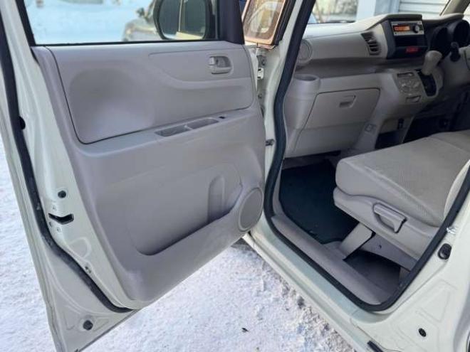 N-BOX+G 車いす仕様車 4WD　車いす固定装置 福祉車両 660