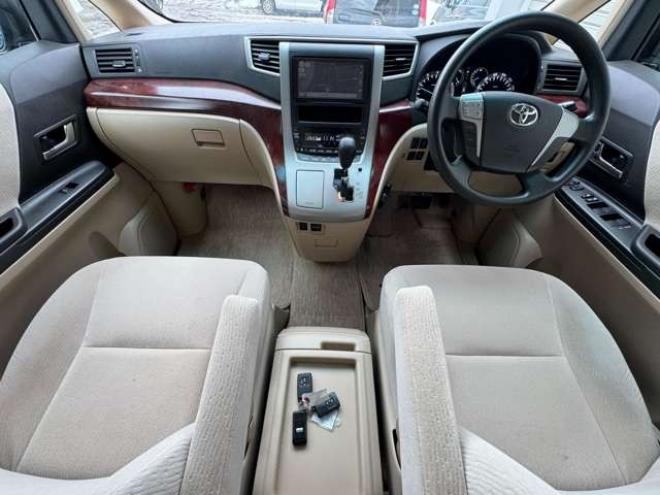 ヴェルファイア2.4 X 4WD　夏冬タイヤ　ナビ　TV　Bカメラ　Bluetooth　Pスライド　Egスターター 2400