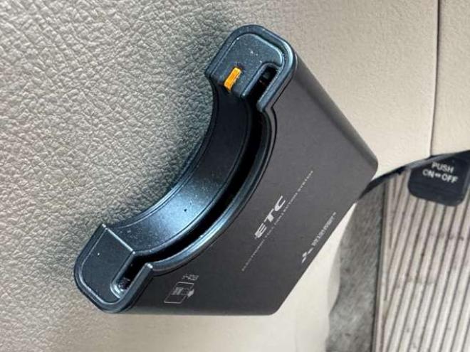 ヴェルファイア2.4 X 4WD　夏冬タイヤ　ナビ　TV　Bカメラ　Bluetooth　Pスライド　Egスターター 2400