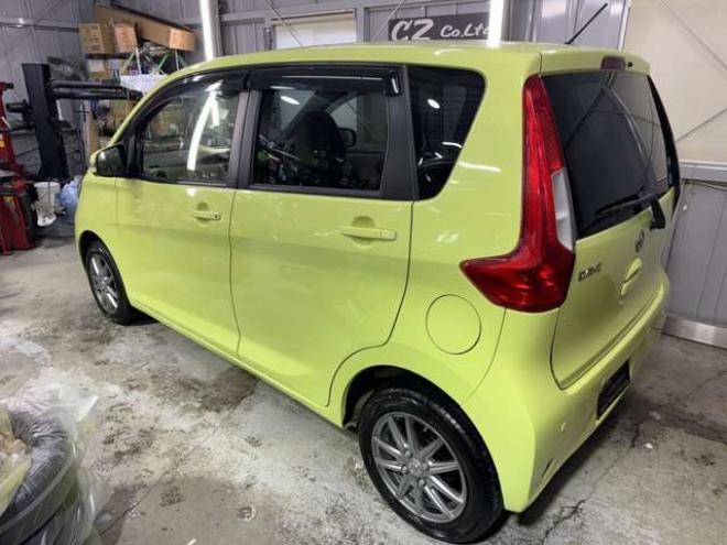 デイズX 4WD　12ヶ月点検海　下廻り防錆塗装　夏冬タイヤ 660