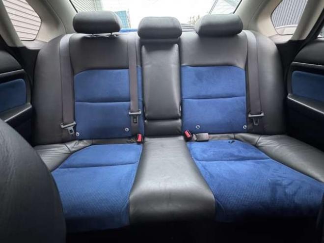 レガシィB4 2.0 GT WRリミテッド2005 4WD　Bluetooth　ハーフレザー　Tベルト交換済み 2000