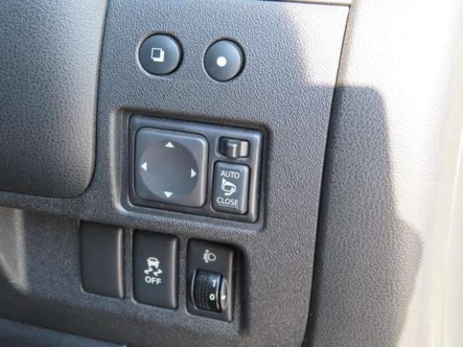 マーチ1.5 NISMO S　HKS車高調・HKSマフラー・16インチAW・5速MT・ナビ・TV・Bluetooth 2WD 1500