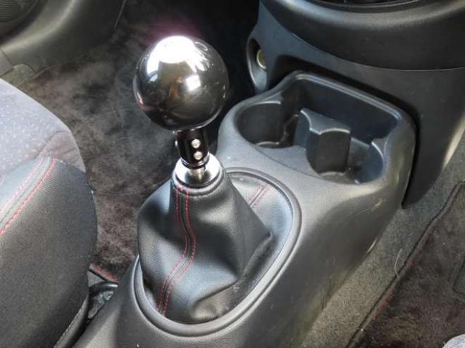 マーチ1.5 NISMO S　HKS車高調・HKSマフラー・16インチAW・5速MT・ナビ・TV・Bluetooth 2WD 1500