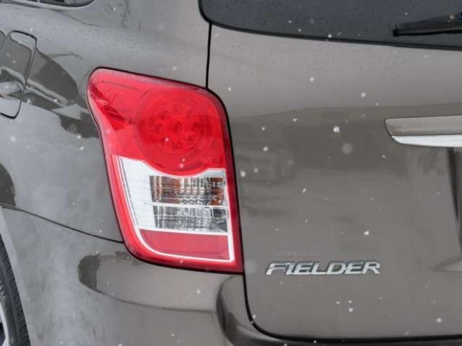 カローラフィールダー1.5 X HIDリミテッド 4WD　夏冬タイヤ付き・ナビ・TV・ETC 1500