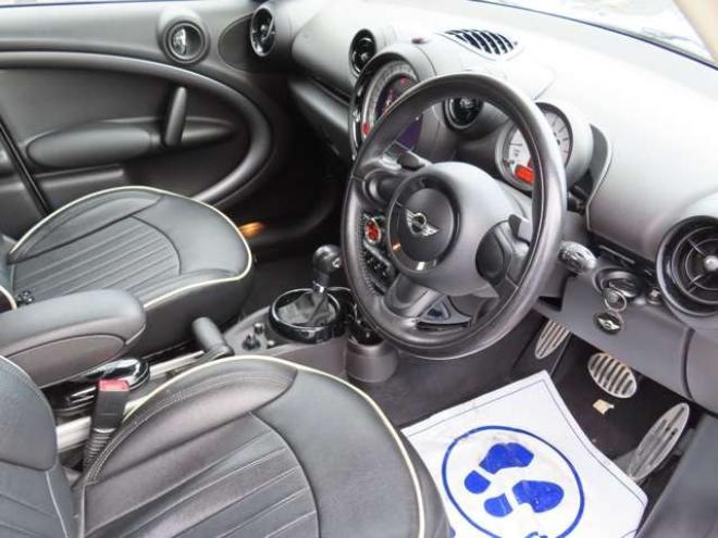 ミニクロスオーバー クーパーS オール4　HID・ETC・スタッドレス・ポリマーコーティング 正規輸入車 4WD 1600