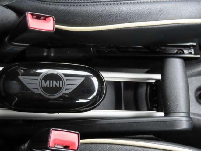 ミニクロスオーバー クーパーS オール4　HID・ETC・スタッドレス・ポリマーコーティング 正規輸入車 4WD 1600