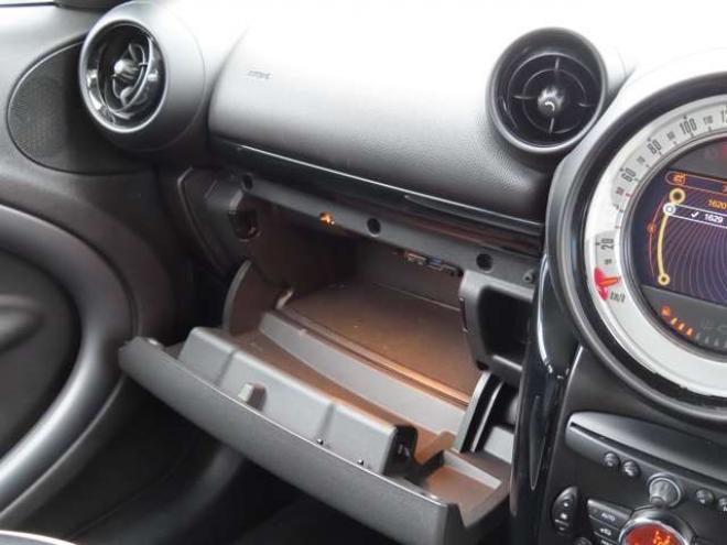 ミニクロスオーバー クーパーS オール4　HID・ETC・スタッドレス・ポリマーコーティング 正規輸入車 4WD 1600