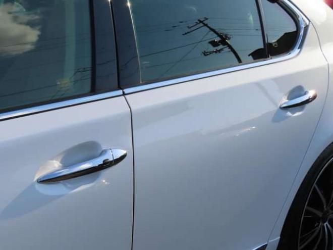 レクサスLS 460 バージョンC Iパッケージ　エンジンスターター・ETC・ステアリングヒーター・シートヒーター・革シート・クルーズコントロール 2WD 4600