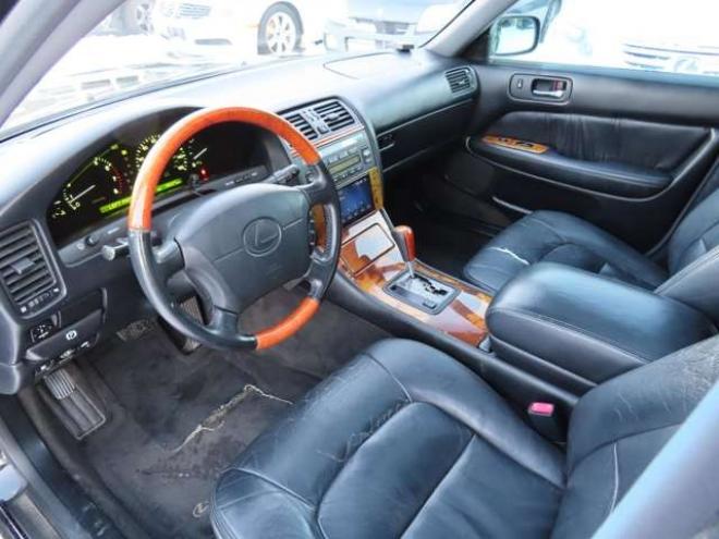 レクサスLS 400　サンルーフ・レザーシート・ウッドコンビ・純正ホイール・VRX3スタッドレス・ETC 2WD 4000