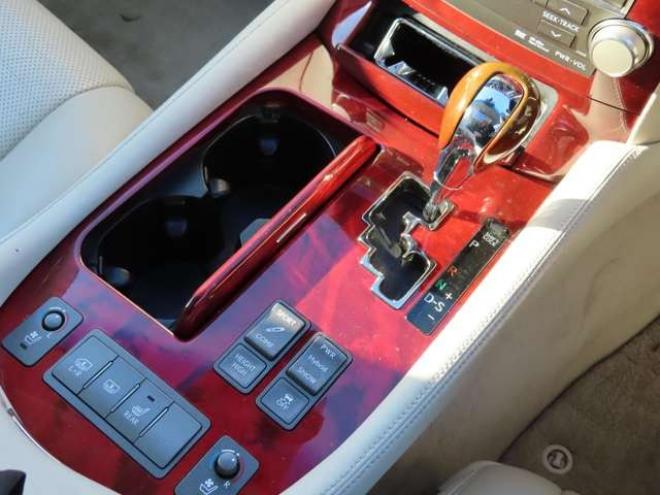 レクサスLSハイブリッド 600h バージョンS Iパッケージ 4WD　 5000