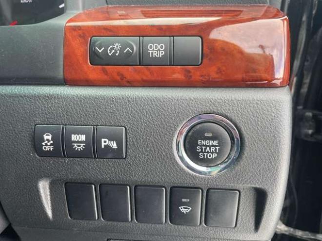 ヴェルファイア2.4 Z プラチナセレクション 4WD　 2400