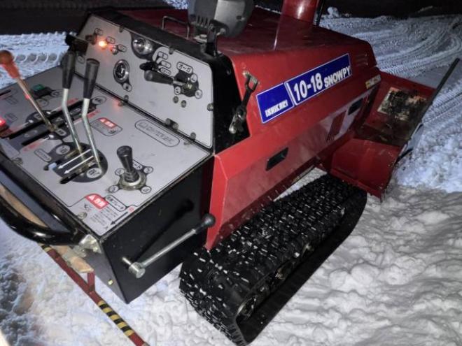 除雪機状態良好！イシカリ　スノーピー10-18 18馬力